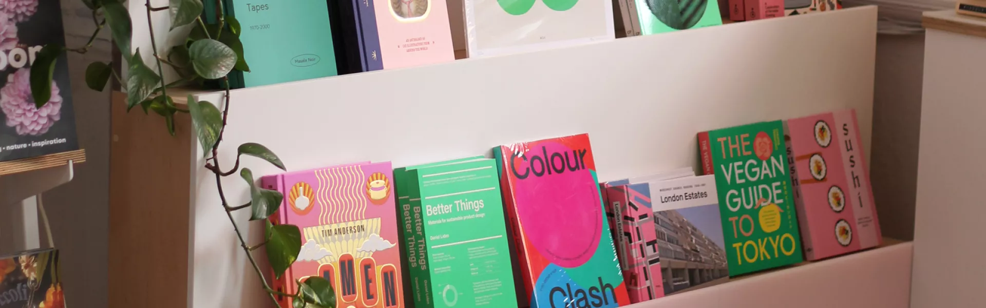 HIMACS aggiunge un tocco di colore  in questa libreria di Leeds