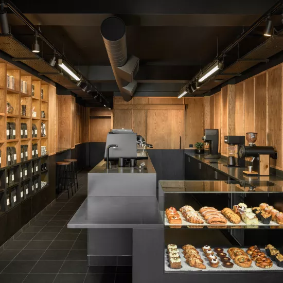 HIMACS gives Thomson’s Coffee HQ a rich and deep flavour, just like its coffee