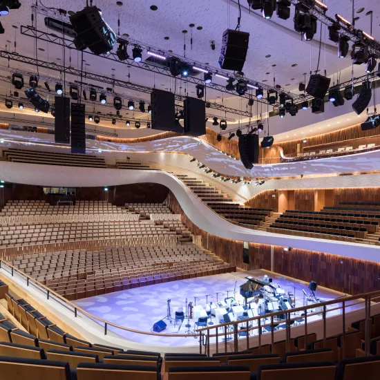 Zaryadye Concert Hall in Moscow with HIMACS