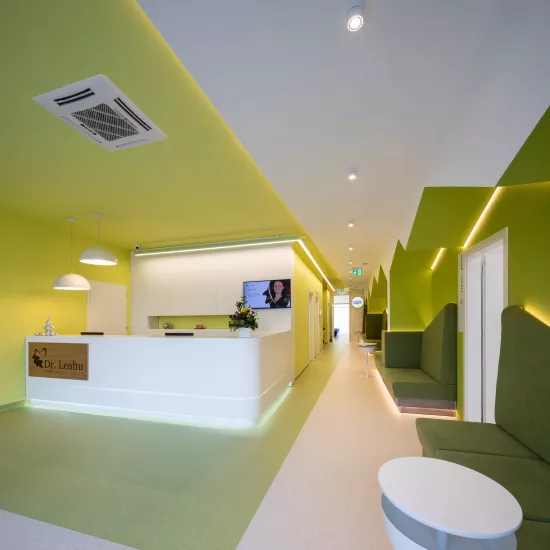 The hygienic properties of HIMACS for a dental clinic’s reception area